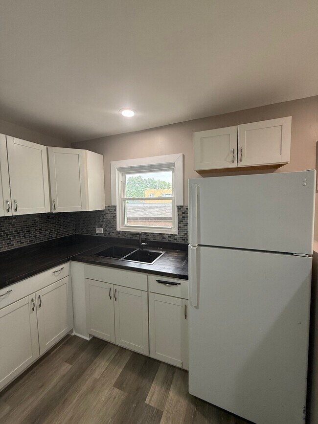 Foto del edificio - 1506 W 127th St