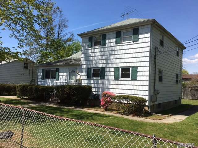 Primary Photo - 1574 Herzel Blvd