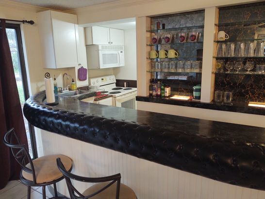 Full kitchen - 2944 Sandy Branch Ln