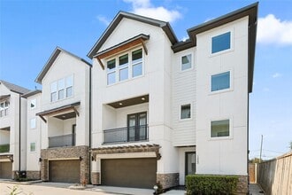 Building Photo - 1222 Upton St