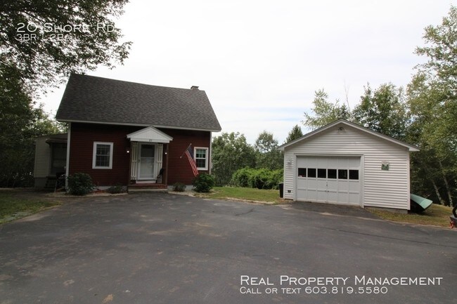 Building Photo - 3 Bedroom Waterfront Property on Lilly Pond