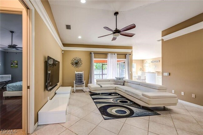 Foto del edificio - 9036 Henry Rd