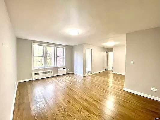 Foto principal - 1 bedroom in BRONX NY 10471