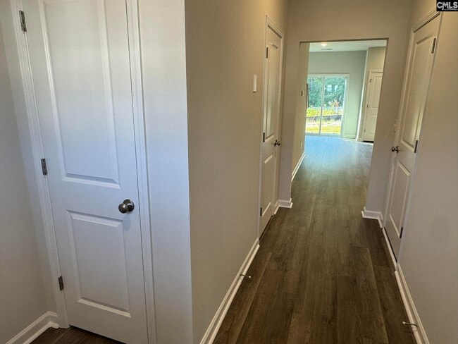 Building Photo - 2048 Armada Rd