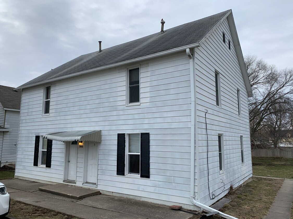 Primary Photo - 1304 Sycamore St