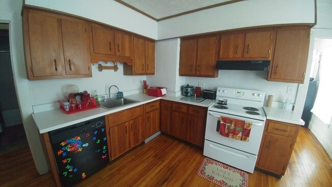 Foto del edificio - 1571 Seymour Ave