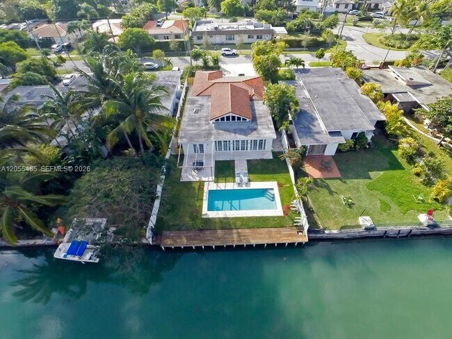 Foto del edificio - 1365 Daytonia Rd