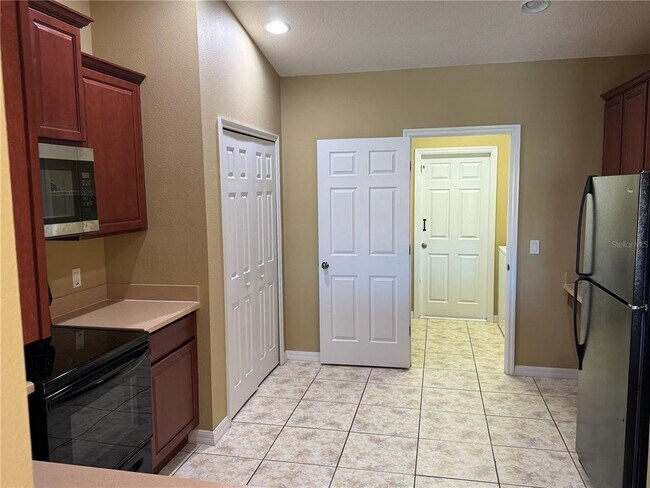 Foto del edificio - 4026 Marina Isle Dr