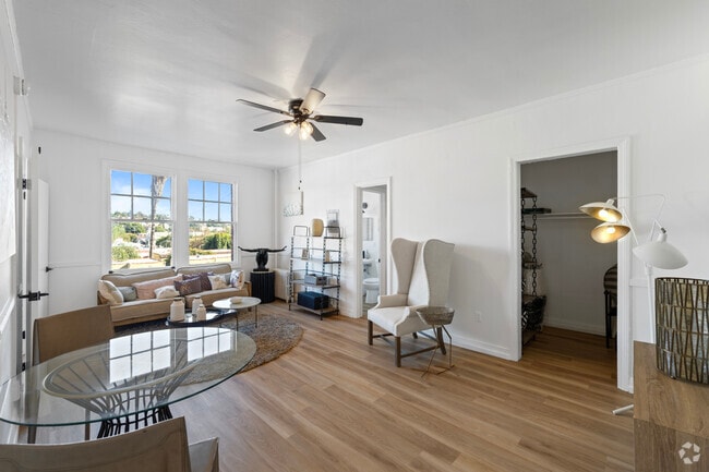 Interior Photo - The Monroe at Virgil Village