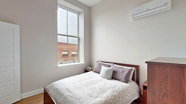 Building Photo - Reid & Hughes