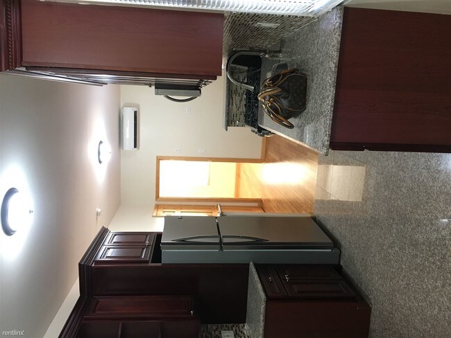 Foto del edificio - 2337 37th St