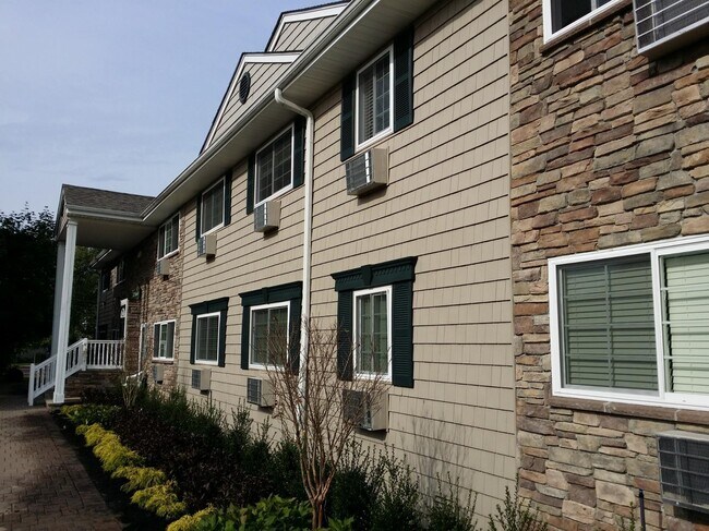 Foto del edificio - 317 Brook Ave