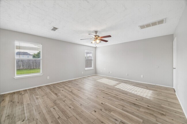 Foto del edificio - 21211 Grand Linden Ct