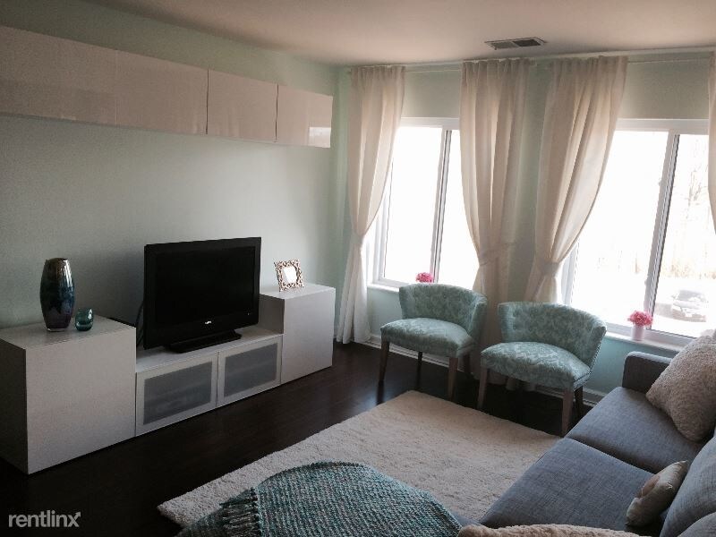 Foto principal - 10735 5th Ave