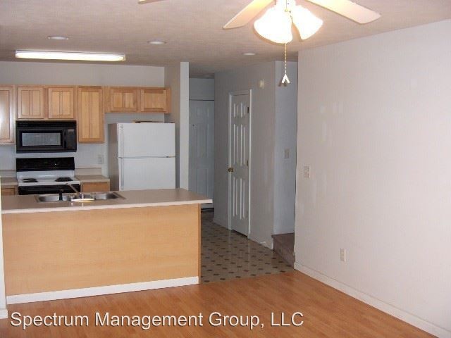 Foto del edificio - 2 br, 1.5 bath Apartment - 732-2 King Ave
