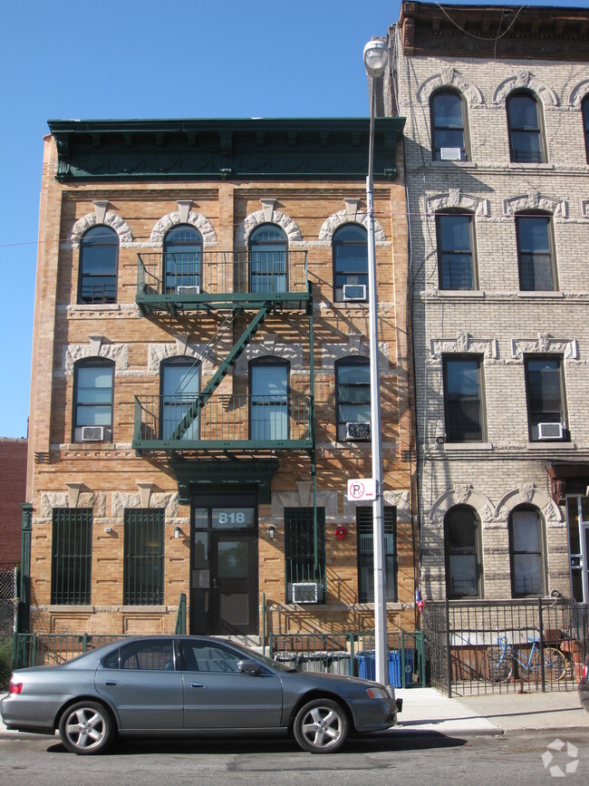 Building Photo - Knickerbocker Avenue Cluster