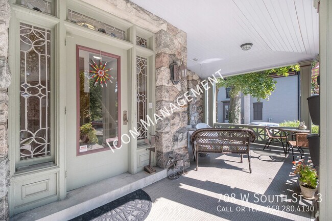 Foto del edificio - 708 W South St