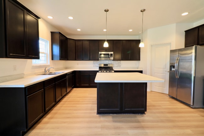 Building Photo - 9207 Foudray Cir N