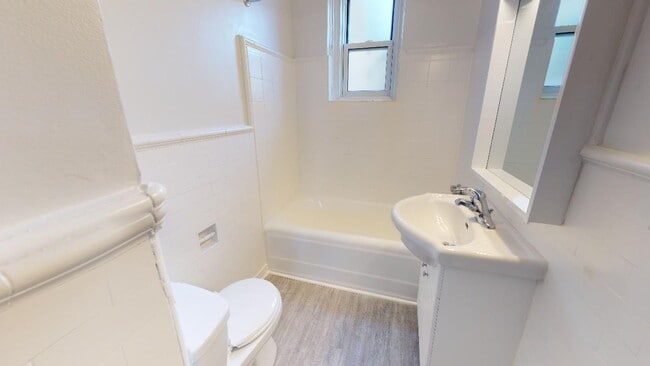 Building Photo - Coolbrook & Cote Saint-Luc