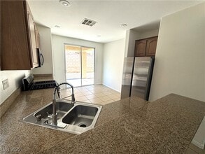 Building Photo - 11681 Splendor View Dr