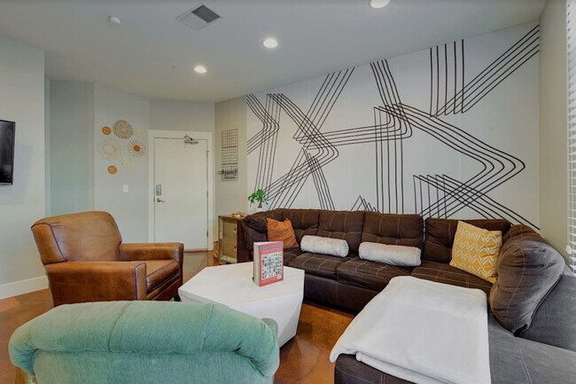 Foto del edificio - 3203 Long Blvd