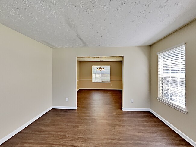 Foto del edificio - 721 Conisburgh Court