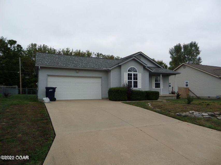 1506 Gold Dust Dr, b City, MO 64870 Condo for Rent in b City