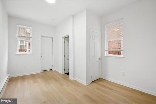 Foto del edificio - 320 N Robinson St
