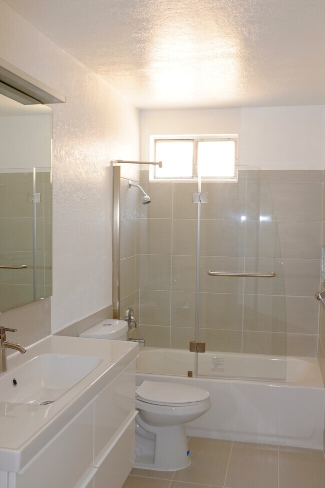 Foto del edificio - 400 N Sunrise Way