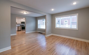 Building Photo - 621 3rd St NW