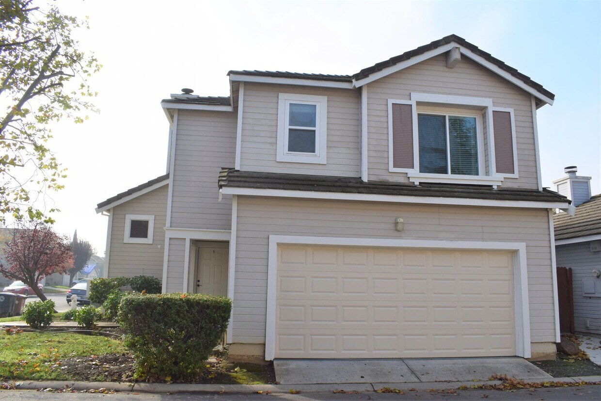 Primary Photo - Resident Benefit Package Property