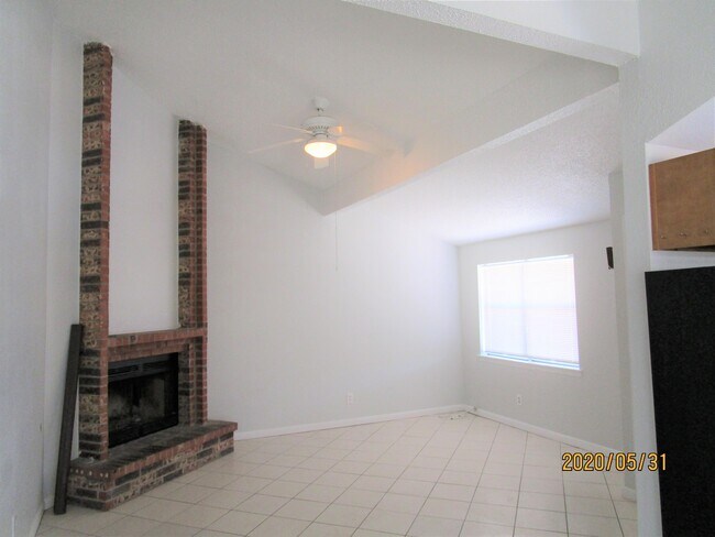 Foto del edificio - 11382 Lake Erie Dr