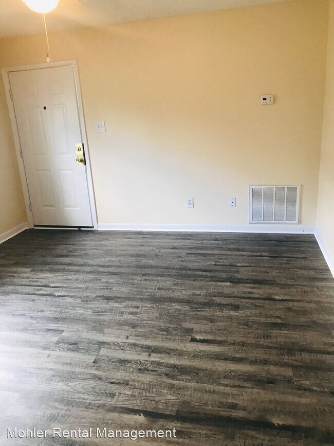 Building Photo - 2 br, 1 bath House - 205-102 Vineland Drive