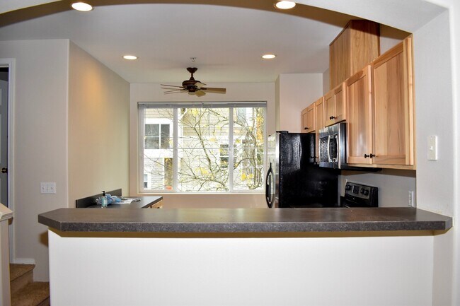 Foto del edificio - Gorgeous 2br/2.5ba Townhouse in Desirable ...