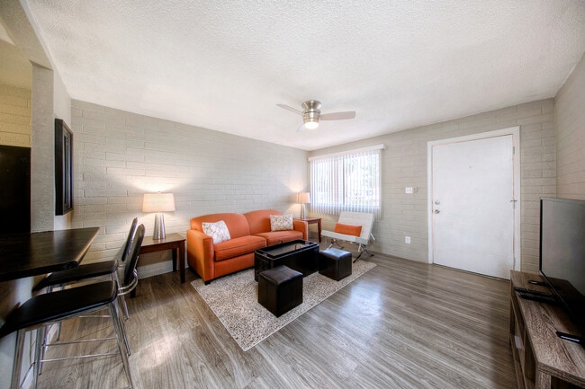 Foto del edificio - Spring Leaf Apartments