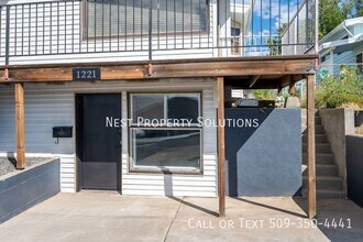 Building Photo - 1221 S Baker St
