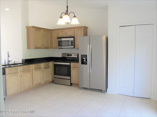 Foto del edificio - 551 Poplar St SE