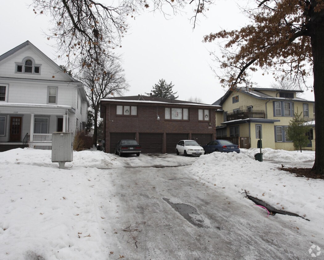 Building Photo - 1531 D Street