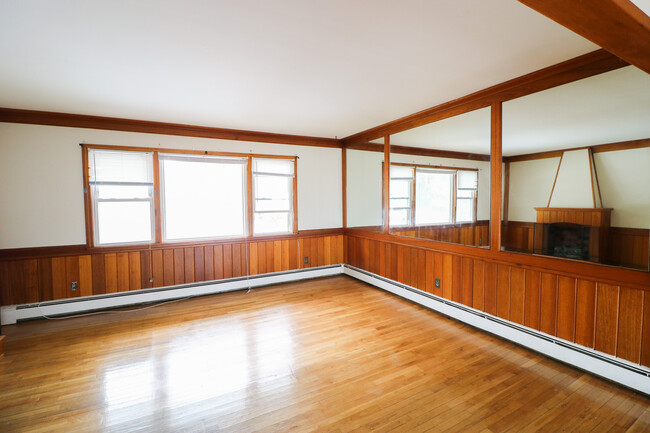 Foto del edificio - 38 Hillside Ave