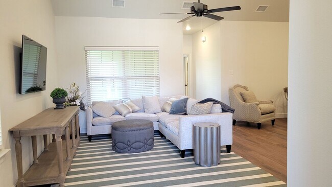 Foto del edificio - 7204 22nd Pl