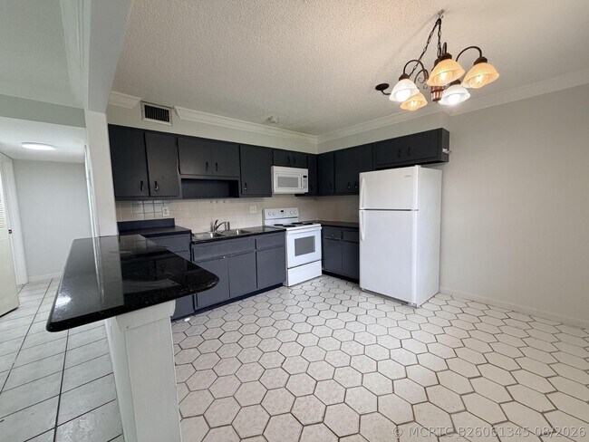 Foto del edificio - 6191 SW 37th St