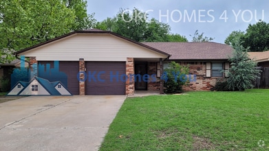 Building Photo - 1305 Creek Dr