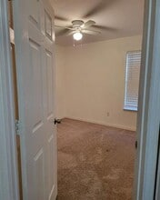 Building Photo - 7705 Labrador Dr