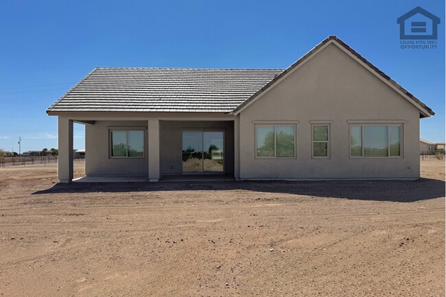 Building Photo - 3bed/2bath Home in North Surprise! Ready for Immediate Move-In! -- NO HOA!