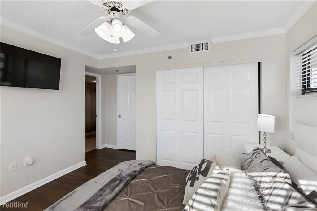 Primary Photo - 1 br, 1 bath Condo - 795 Hammond Dr Apt 705