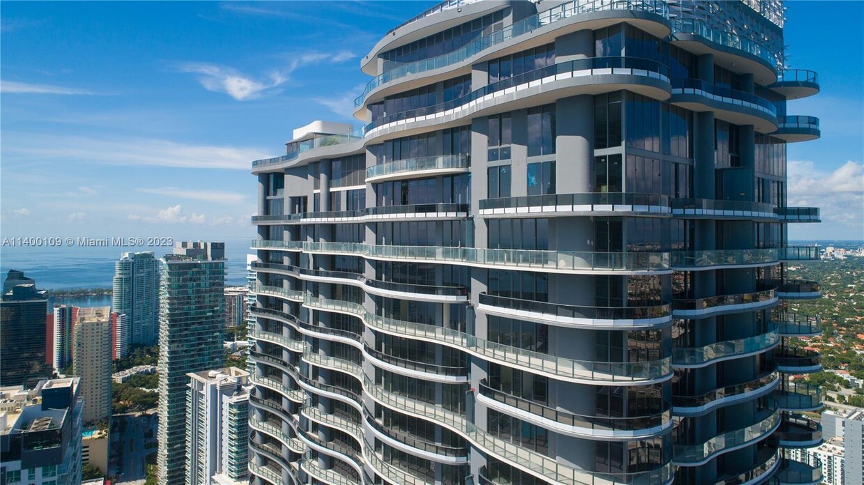 Foto principal - 1000 Brickell Plaza