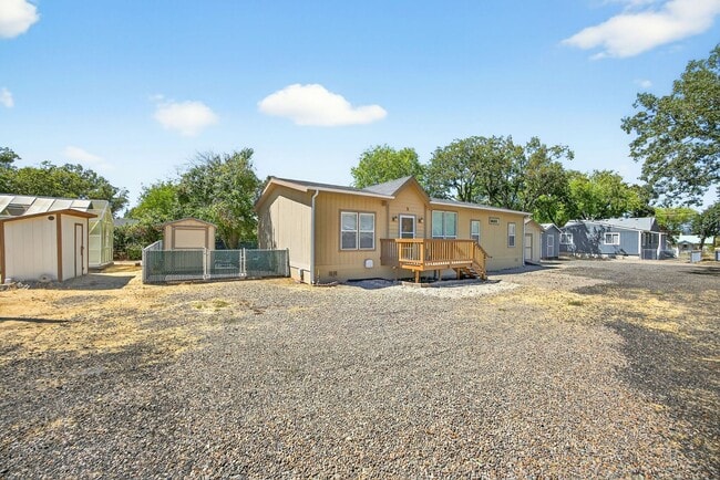 Building Photo - Wilson Tri-Plex