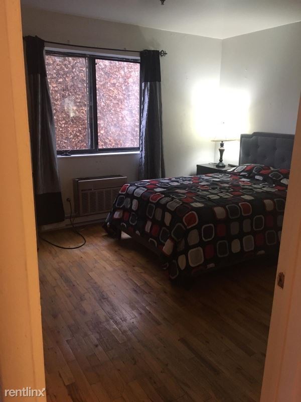 Primary Photo - 1 br, 1 bath Apartment - 53 Poplar St