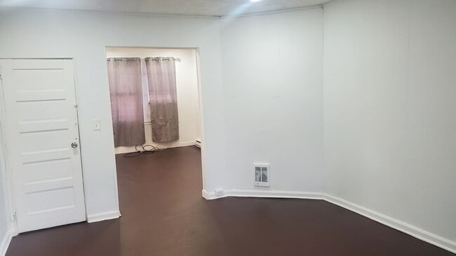 Foto del edificio - 3 Bedroom House in West Philadelphia