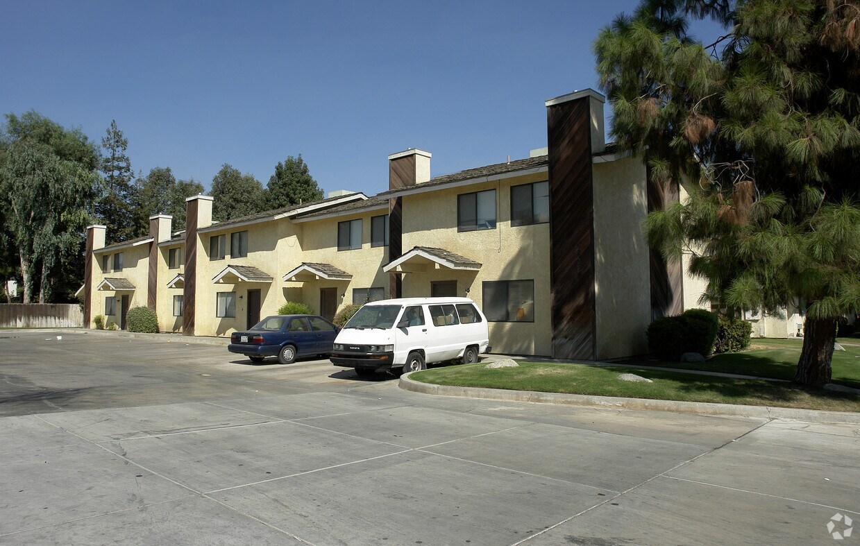 Primary Photo - 6305 Castleford St